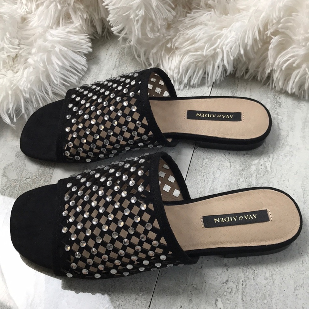 🎉Sale🎊 Ava & Aiden Crystal Sandals - Picture 13 of 15